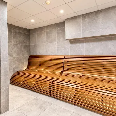 Apartman Modern With Ac & Sauna Access Near Old Town *