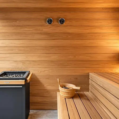 Modern With Ac & Sauna Access Near Old Town Apartman